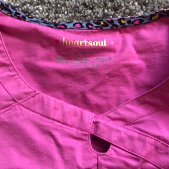 Scrub Top - Picture 4 of 6